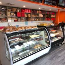 Dillon'z Sweet & Bakery | 2714 48 St NW, Edmonton, AB T6L 6B8, Canada