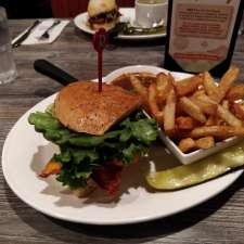 Ricky's All Day Grill - Gateway | 4485 Gateway Blvd NW, Edmonton, AB T6H 5C3, Canada