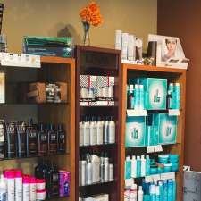 Tres Xhic Salon & Spa | 2333 Rabbit Hill Rd NW, Edmonton, AB T6R 3L6, Canada
