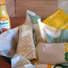 Subway | Belmont Town Centre, 13508 Victoria Trail NW #4, Edmonton, AB T5A 5B9, Canada