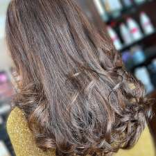Zahs Studio Salon & Spa | 633 Holly Ave, Milton, ON L9T 0G3, Canada