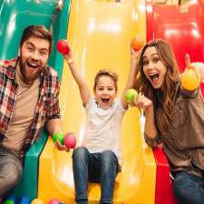Centre d'activités familiales Laser Force Drummondville | 2250 Rue Demers, Drummondville, QC J2B 0L1, Canada
