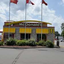 McDonald's - 16 Baskin Dr W, Arnprior, ON K7S 3G8, Canada