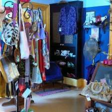 Boutique Re-Vert | 230 Colborne St, Port Stanley, ON N5L 1C1, Canada