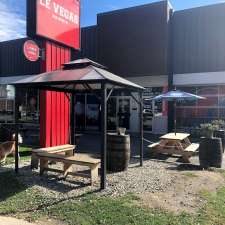 Bar Sportif Vegas 3.0. | 2340 Bd Sainte-Anne, Québec, QC G1J 1Y3, Canada