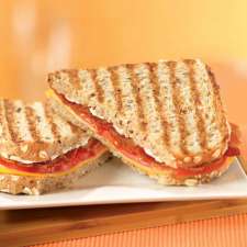 Tim Hortons | 2011 Rte 133,, Saint-Jean-sur-Richelieu, QC J2X 4M5, Canada