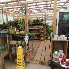 Walter's Greenhouses & Garden Centre - 363 Governors Rd E, Paris, ON ...