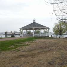 Market Square Park | Sackets Harbor, NY 13685, USA