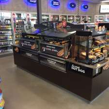 Shell Alimentation Couche-Tard inc. | 76 Chemin des Patriotes E, Saint-Jean-sur-Richelieu, QC J2X 5P9, Canada