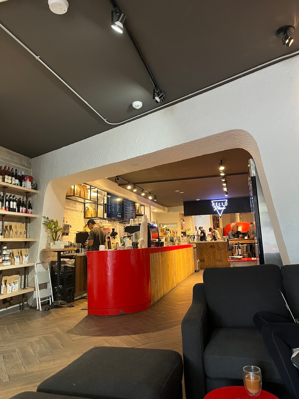 Bello Pizza | 2196a Bloor St W, Toronto, ON M6S 1N4, Canada | Phone: (416) 867-7575