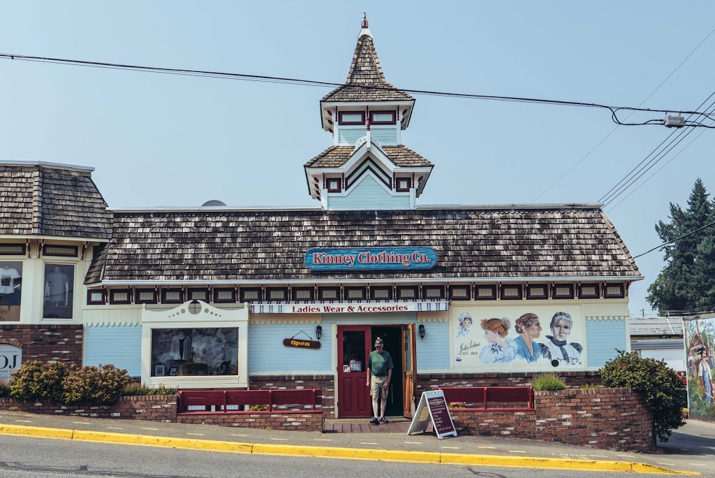 Kinney Clothing Co. & Accessories | 9768 Willow St, Chemainus, BC V0R 1K0, Canada | Phone: (250) 246-3541