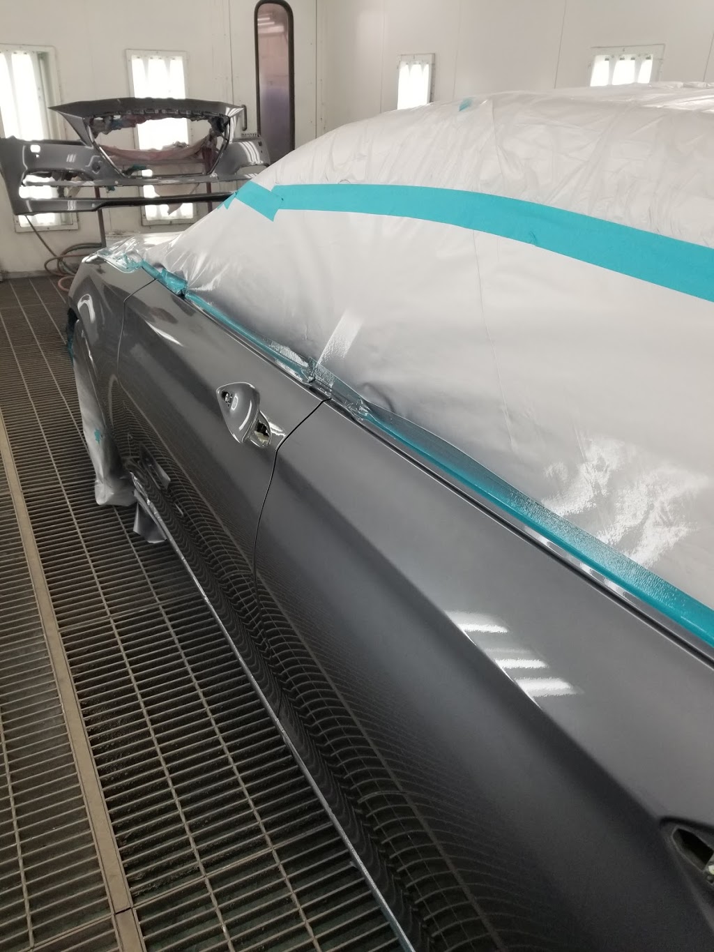 Icon Autobody Centre Inc. | 19 Advance Rd, Etobicoke, ON M8Z 2S6, Canada | Phone: (647) 400-1435