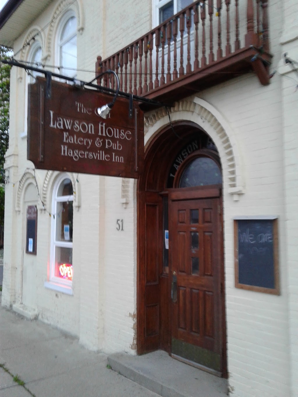 Old Lawson House Eatery & Pub (The) | 51 King St W, Hagersville, ON N0A 1H0, Canada | Phone: (905) 768-2926