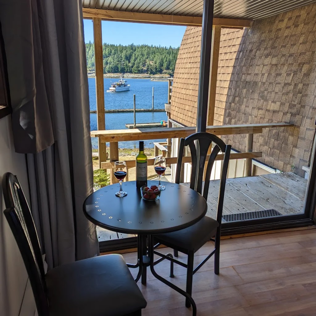 Jade Resort | 774 Cliffe Rd, Heriot Bay, BC V0P 1H0, Canada | Phone: (250) 203-9396