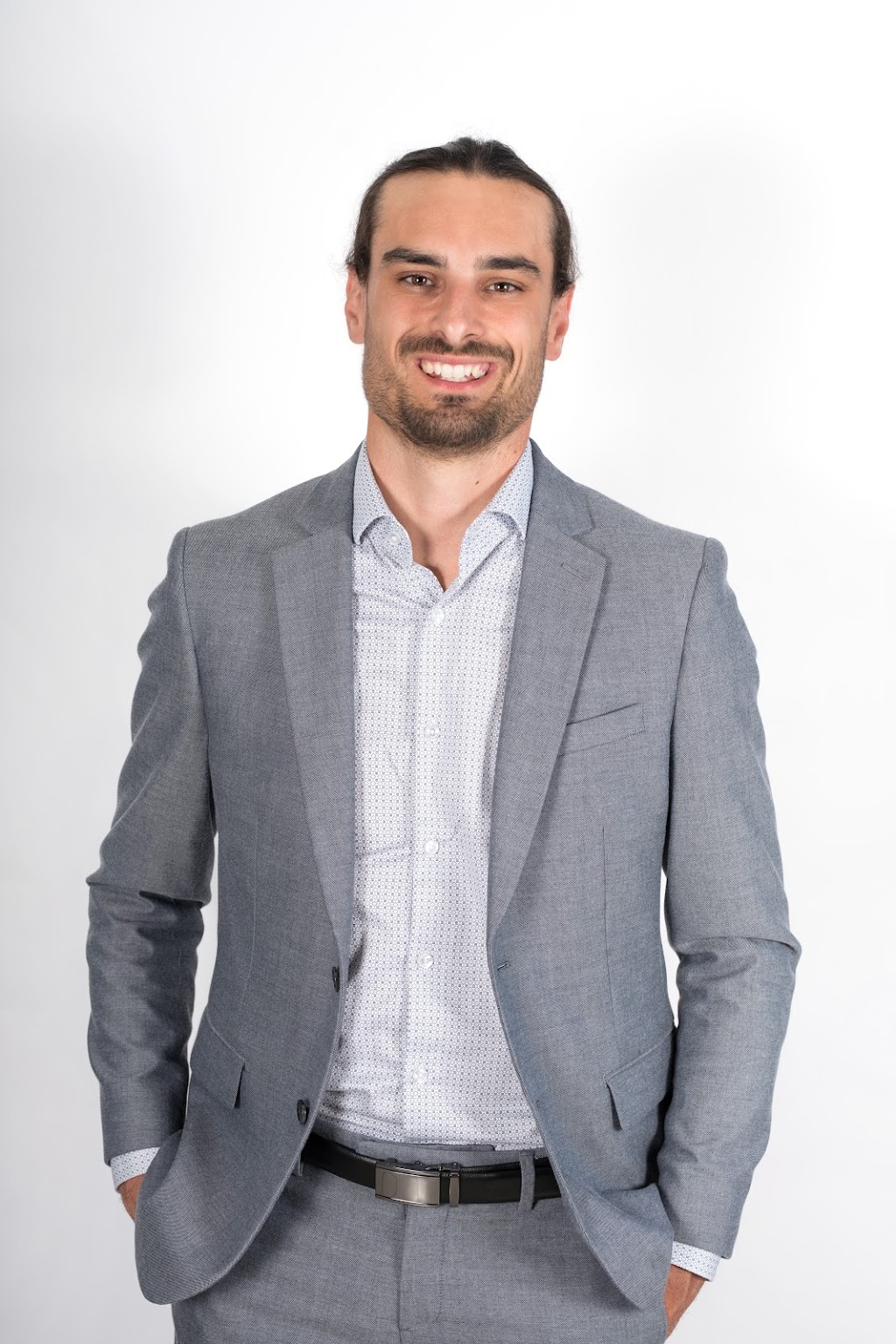 Yann Grégoire-Octeau, Courtier Hypothécaire | 17390 Rue Victor #202, Mirabel, QC J7J 1A7, Canada | Phone: (438) 885-3389