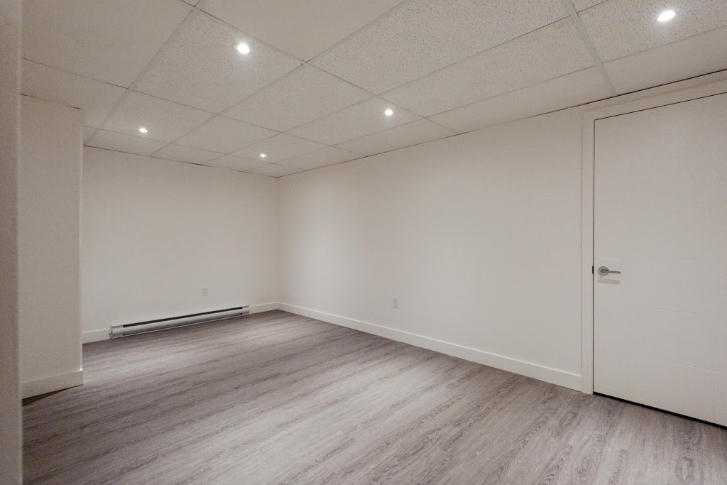 PH 2 - 3 Elevator | 300 Rue Elgar, Verdun, QC H3E 1C9, Canada | Phone: (514) 769-8982