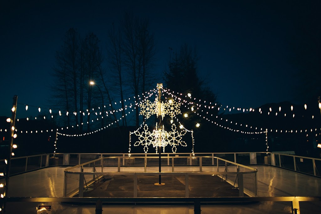 Starlight Skating Rink | 500 Esplanade Ave, Harrison Hot Springs, BC V0M 1K0, Canada | Phone: (604) 796-5581