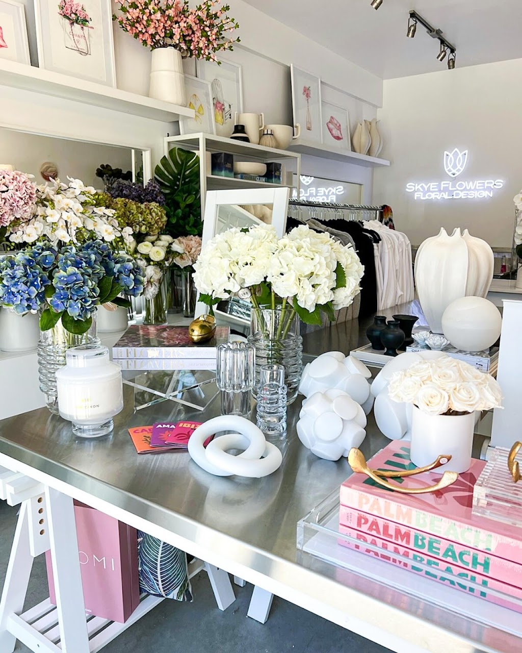 Skye Flowers | 84 Joseph St, Port Carling, ON P0B 1J0, Canada | Phone: (416) 953-6401
