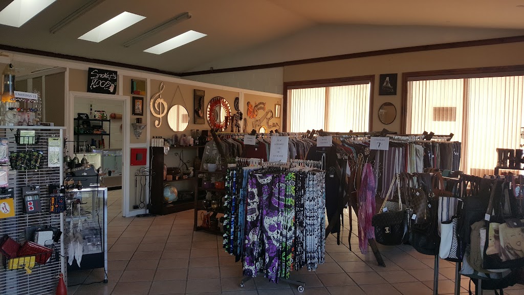 A&J Unique Boutique | 81 Golden Grove Rd, Saint John, NB E2H 1W6, Canada | Phone: (506) 674-2321