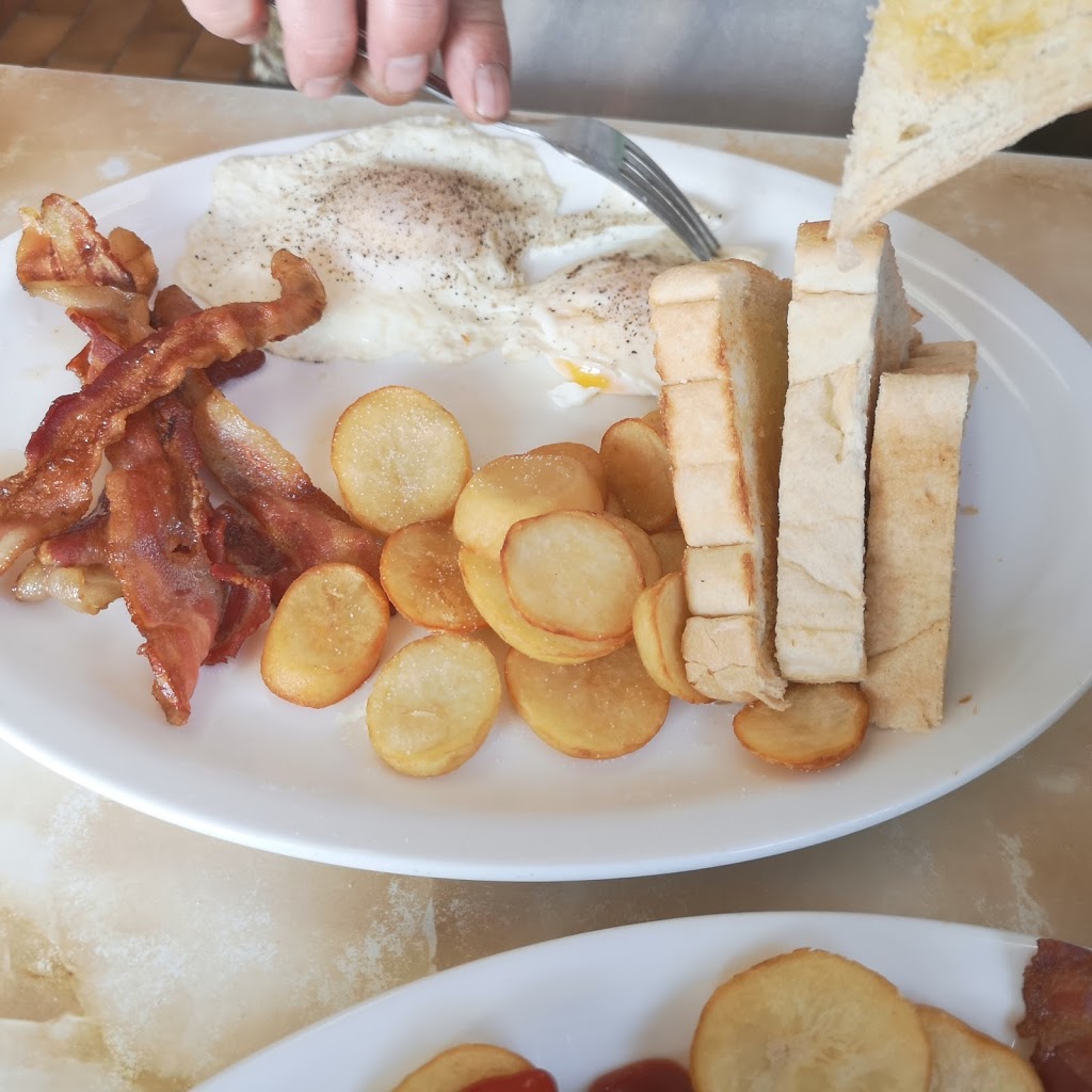 Kings 12 Cafe | 21900 ON-12, Sunderland, ON L0C 1H0, Canada | Phone: (289) 507-6873
