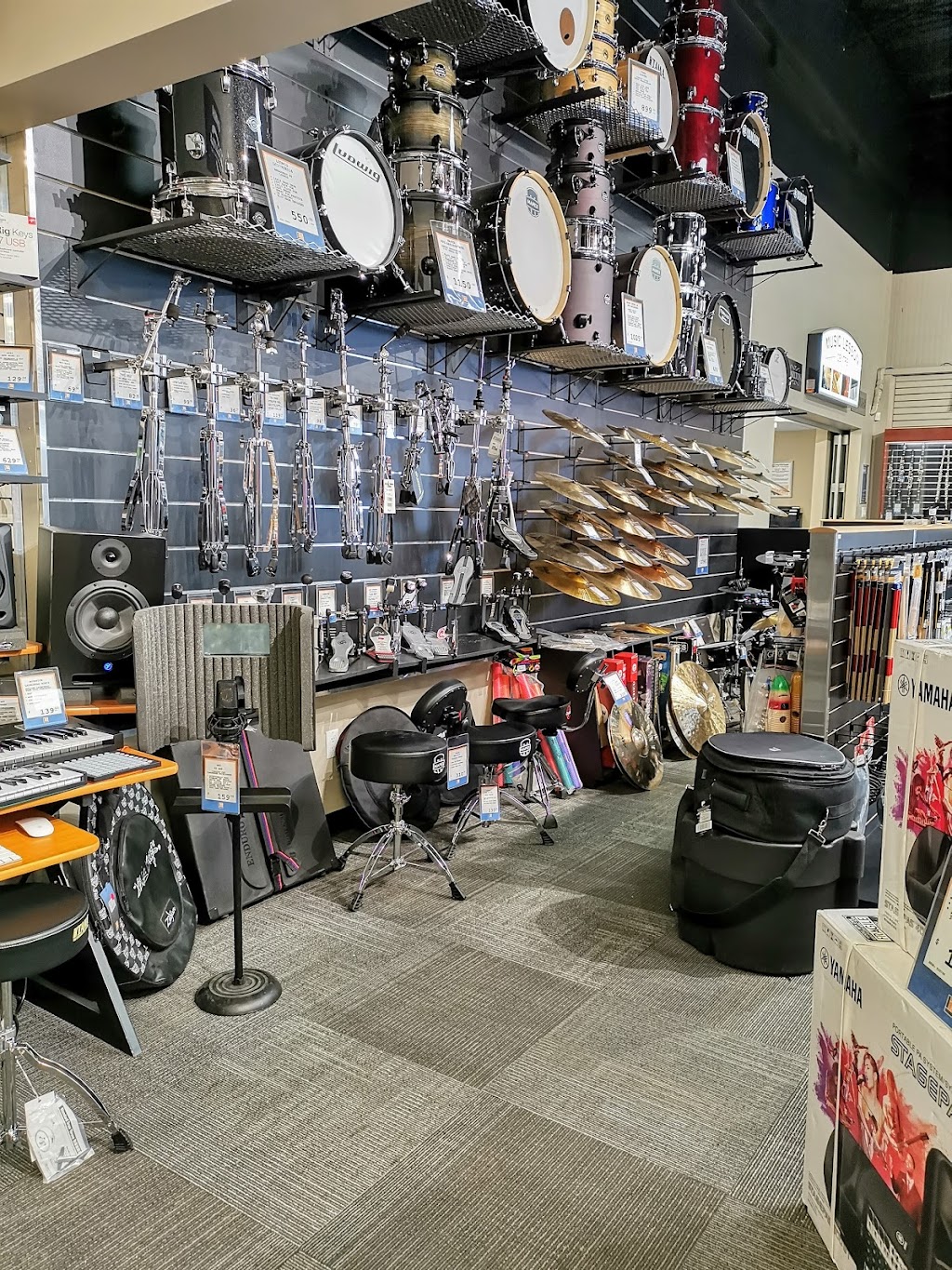 Long & McQuade Musical Instruments | 569 Rothesay Ave, Saint John, NB E2H 2G9, Canada | Phone: (506) 672-2937