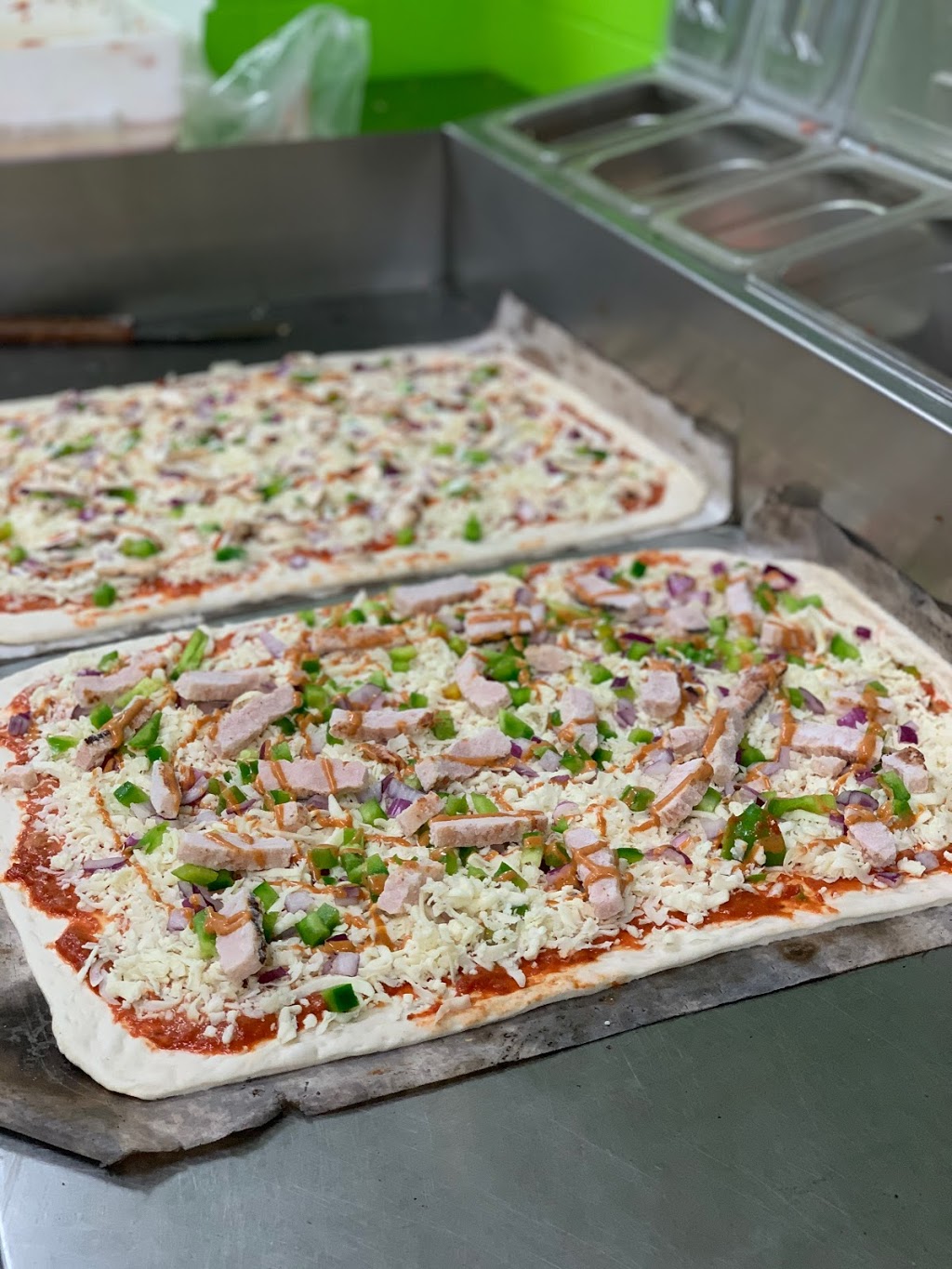 Pizza Plus & Subs | 477 Grove St E, Barrie, ON L4M 6M3, Canada | Phone: (705) 727-7771