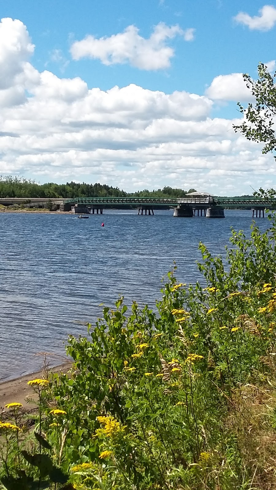 Vestaire St Jean Baptiste | 66 Rue De La Riviére, Bouctouche, NB E4S 3A7, Canada | Phone: (506) 743-6596