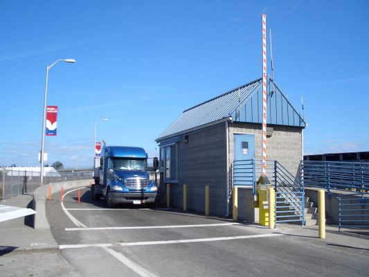 Wilcox Door Service Inc. | 1045 Rangeview Rd, Mississauga, ON L5E 1H2, Canada | Phone: (800) 528-4131