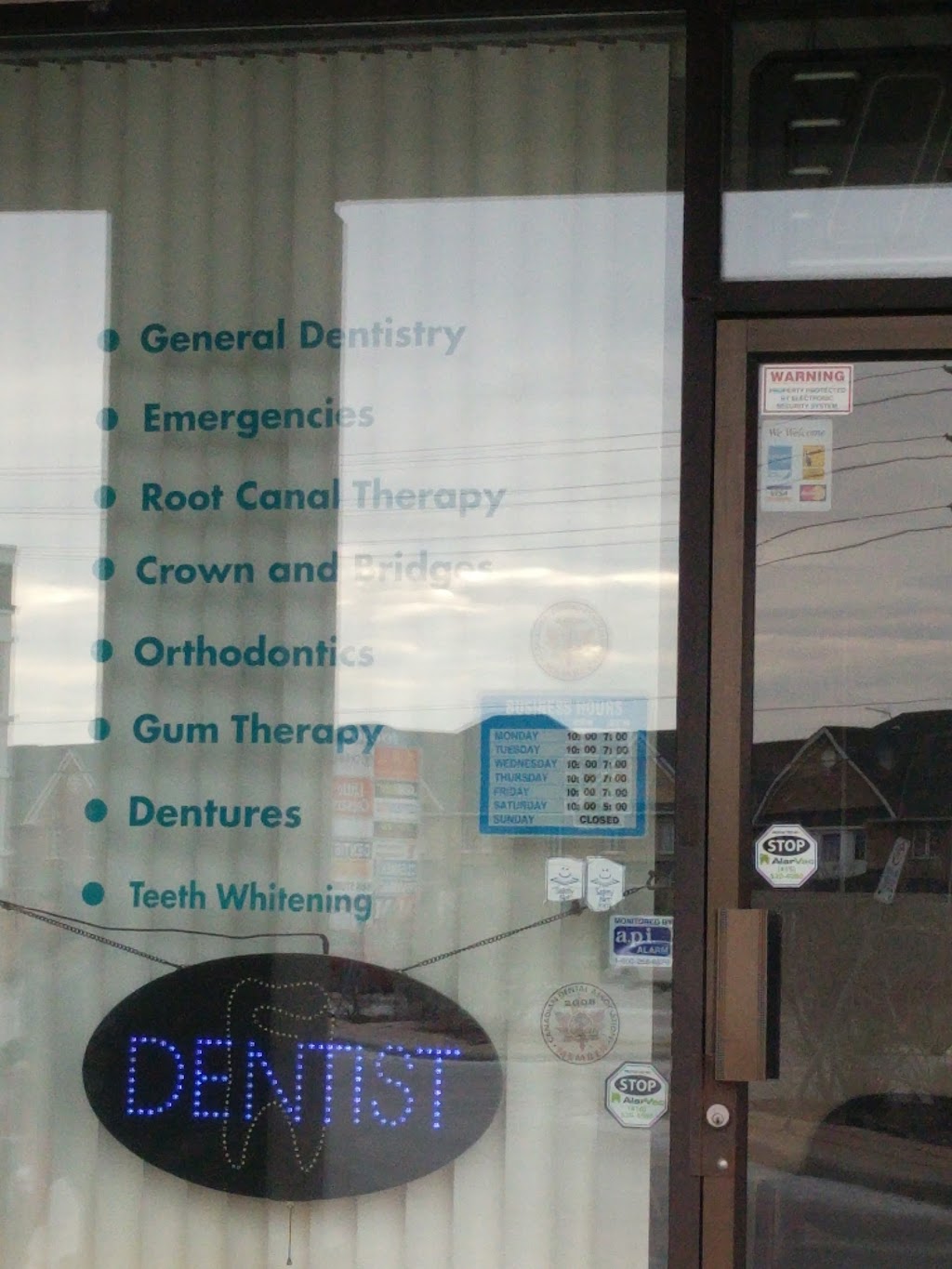 Bayview Plaza Dental | 10610 Bayview Ave, Richmond Hill, ON L4C 3N8, Canada | Phone: (905) 780-8444