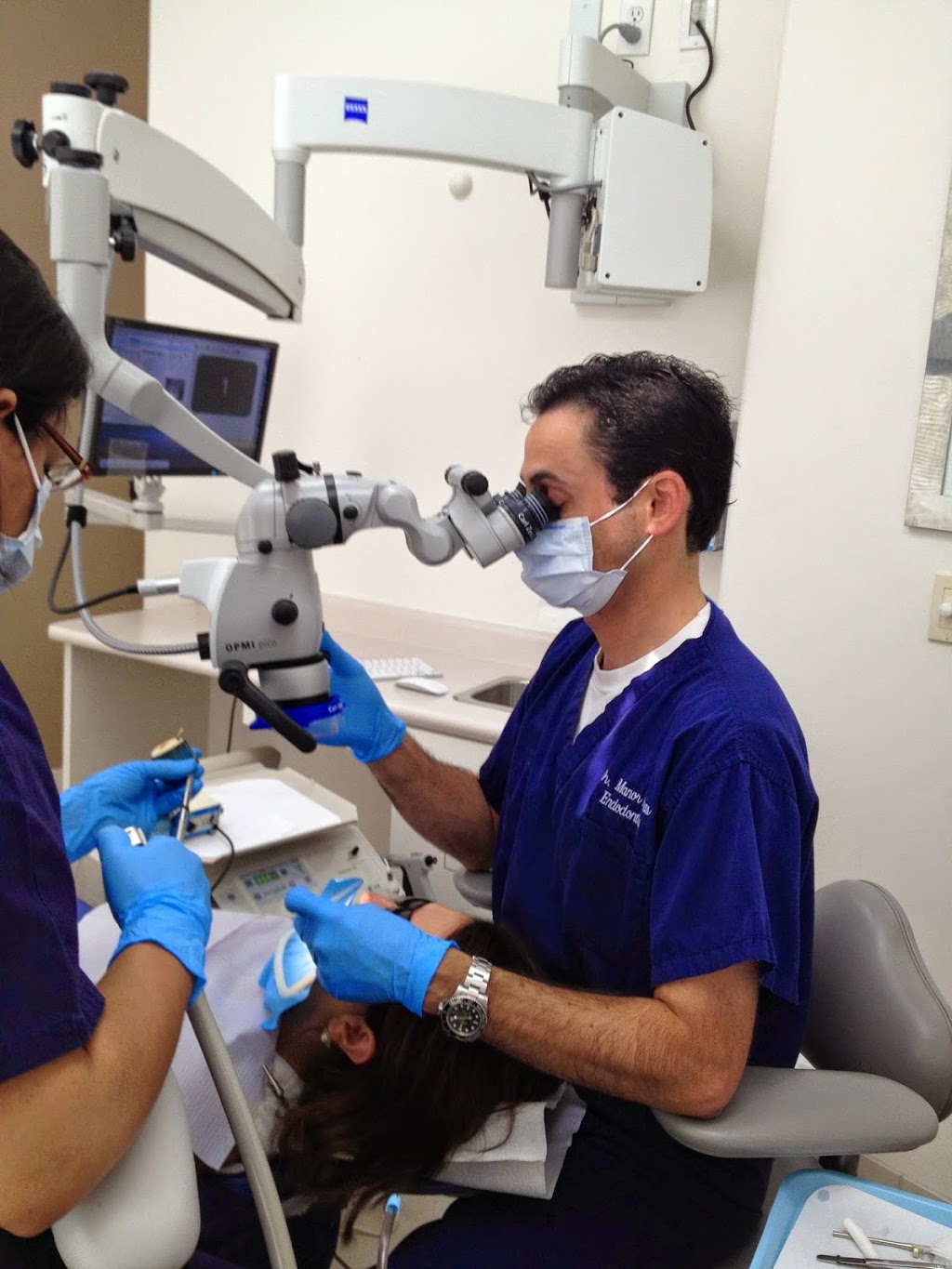 Endodontics at Yonge & Lawrence | 3044 Yonge St, Toronto, ON M4N 2K4, Canada | Phone: (416) 787-5021