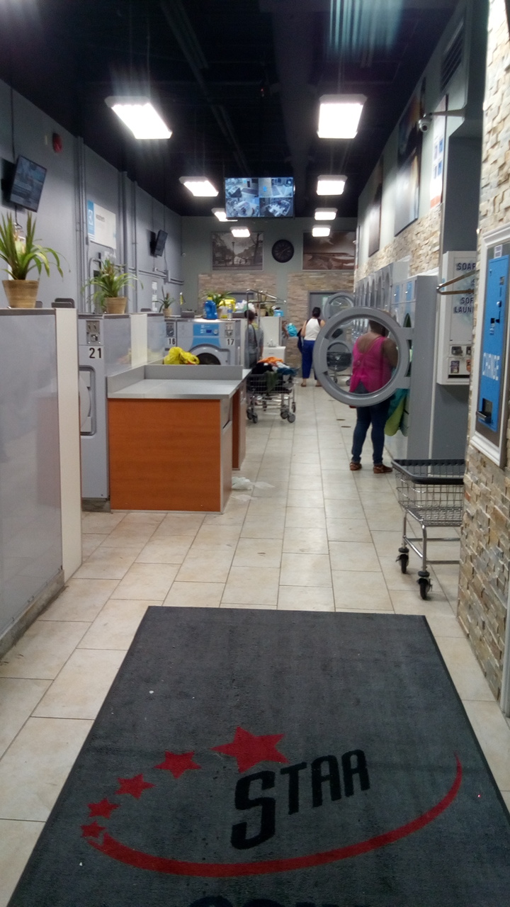 Star Coin Laundry | 6210 Finch Ave W, Etobicoke, ON M9V 0A1, Canada | Phone: (416) 844-8468