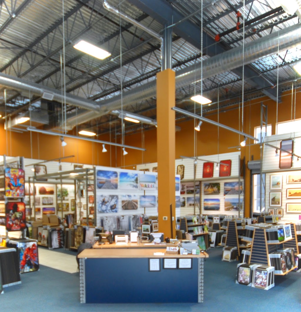 Grif & Graf | 5791 Boulevard Taschereau, Brossard, QC J4Z 1A5, Canada | Phone: (450) 676-6935