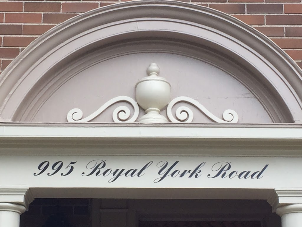 B & T Signs Inc | 83 Thomson Dr, Waterdown, ON L8B 0G5, Canada | Phone: (416) 762-1423