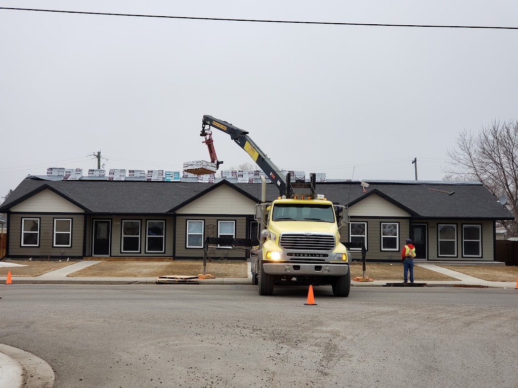 True North Roofing & Exteriors inc | Building 129, RR 205, Lethbridge, AB T1J 4P4, Canada | Phone: (587) 691-1012