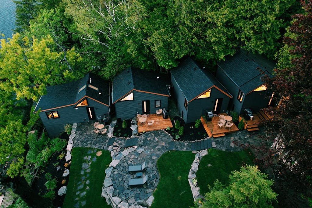Away Cabins | 1026 Merrill Rd #12, Roseneath, ON K0K 2X0, Canada | Phone: (855) 733-2929