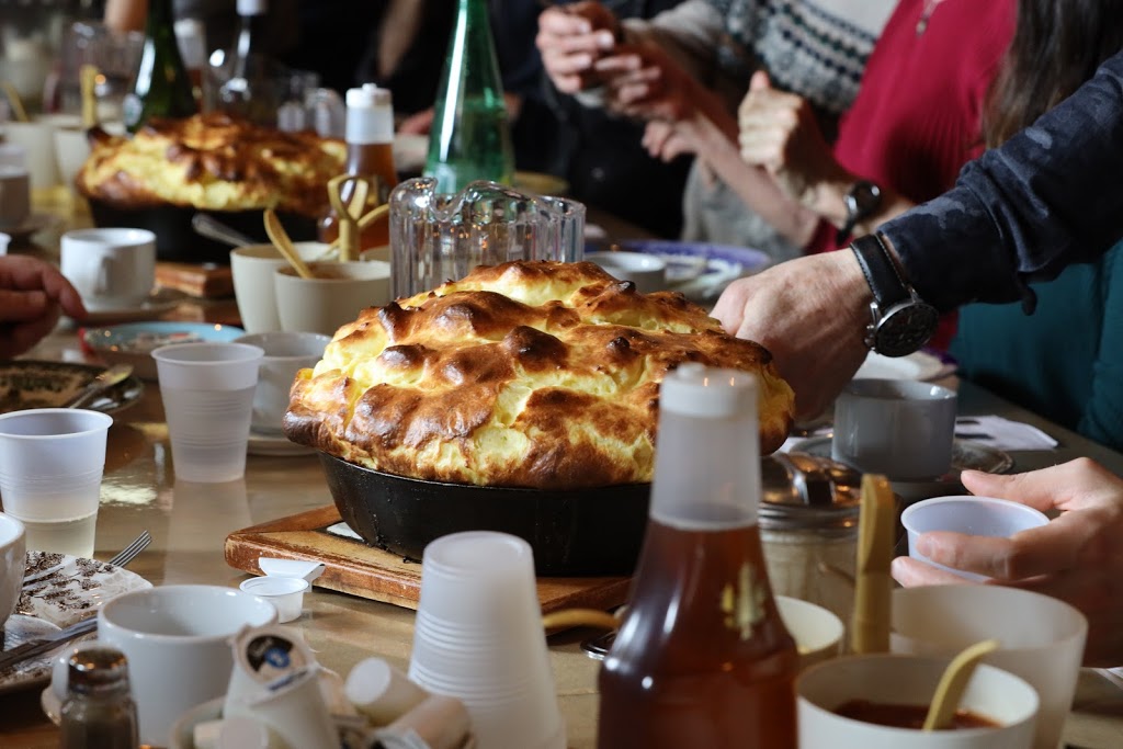 Cabane A Sucre Famille Ethier | 7940 Rang Saint Vincent, Mirabel, QC J7N 2T6, Canada | Phone: (450) 258-3807