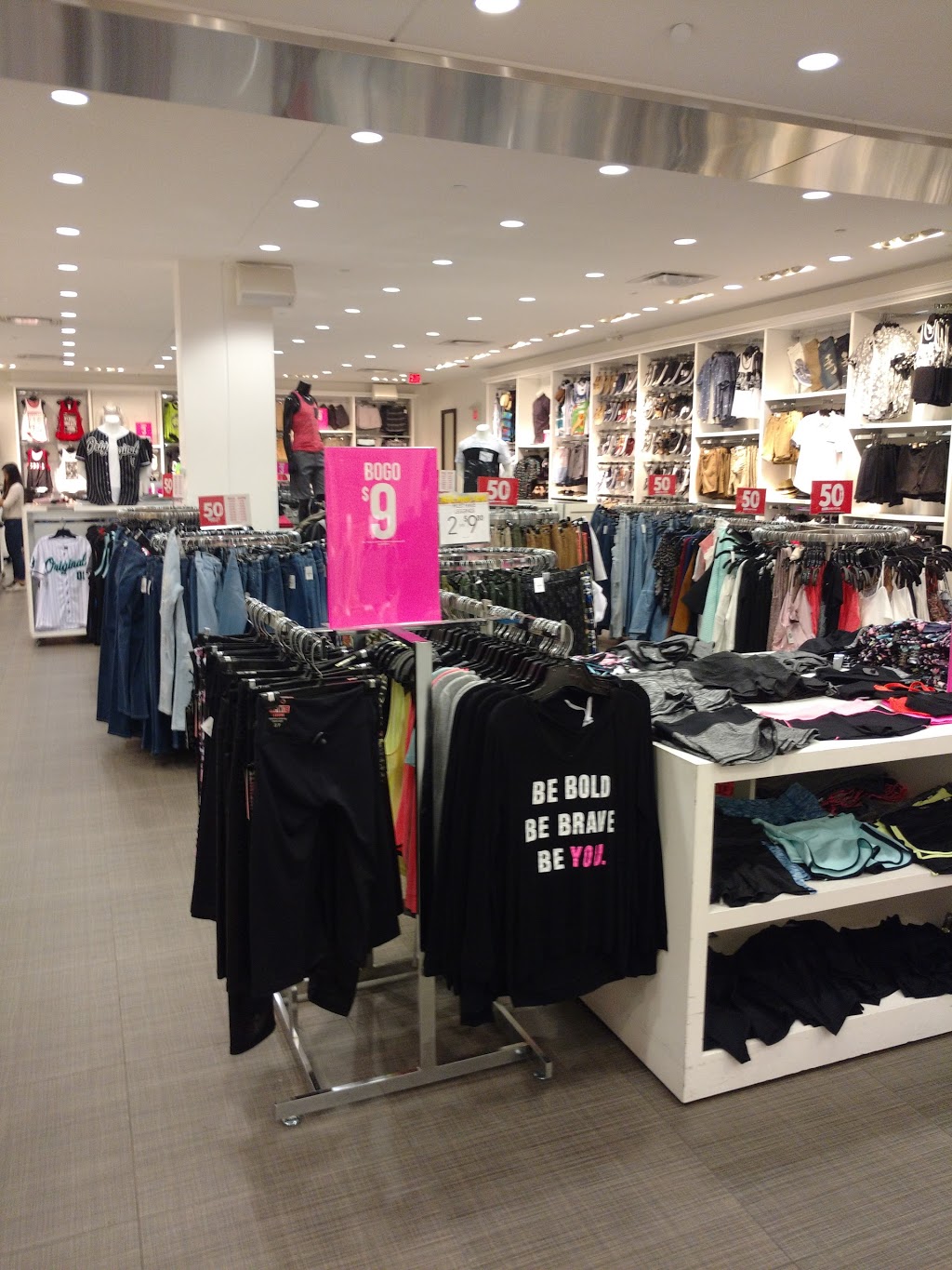 Urban Planet | 261055 Crossiron Blvd Unit #328, Rockyview, AB T4A 0G3, Canada | Phone: (403) 730-5062