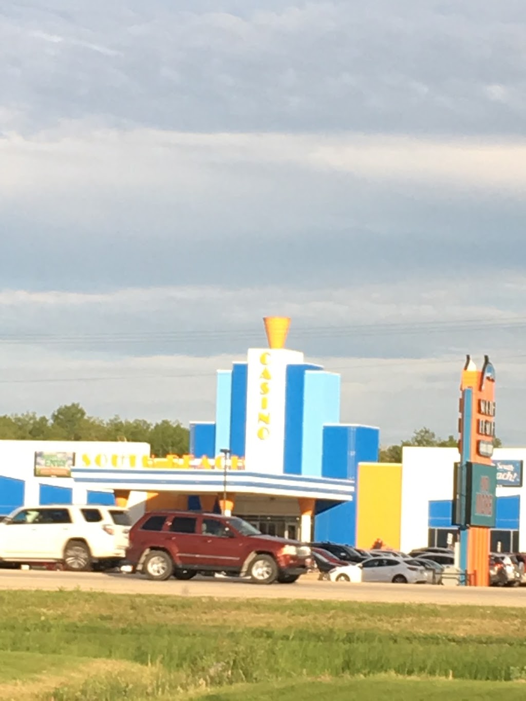 Wavers Of Brokenhead C Store | 1 Bear Rd, Scanterbury, MB R0E 1W0, Canada | Phone: (204) 766-2233