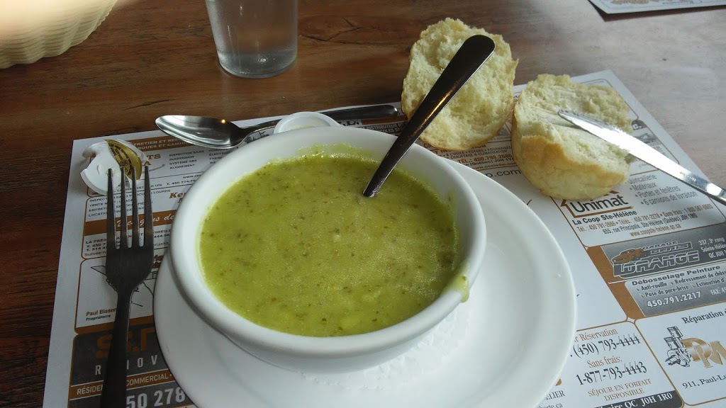 Resto Relais Routier 152 inc. | 545 3e Rang, Sainte-Hélène-de-Bagot, QC J0H 1M0, Canada | Phone: (450) 791-2771