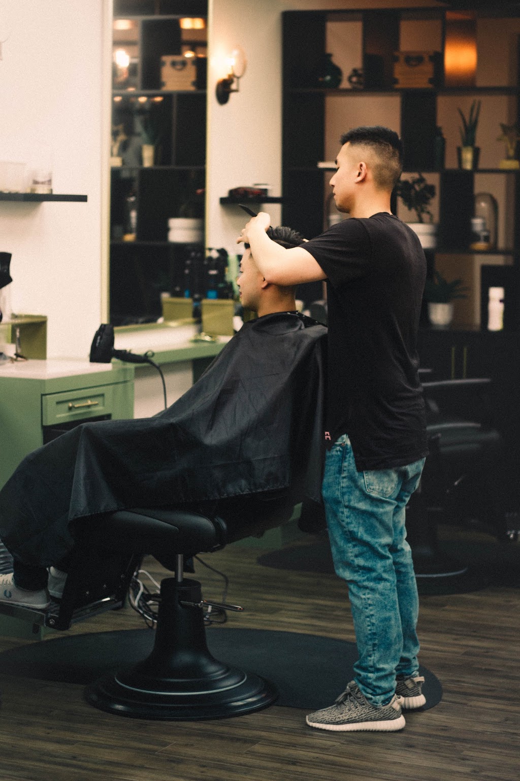 CHAIR | 348 Lakeshore Rd E, Mississauga, ON L5G 1H5, Canada | Phone: (905) 990-4151