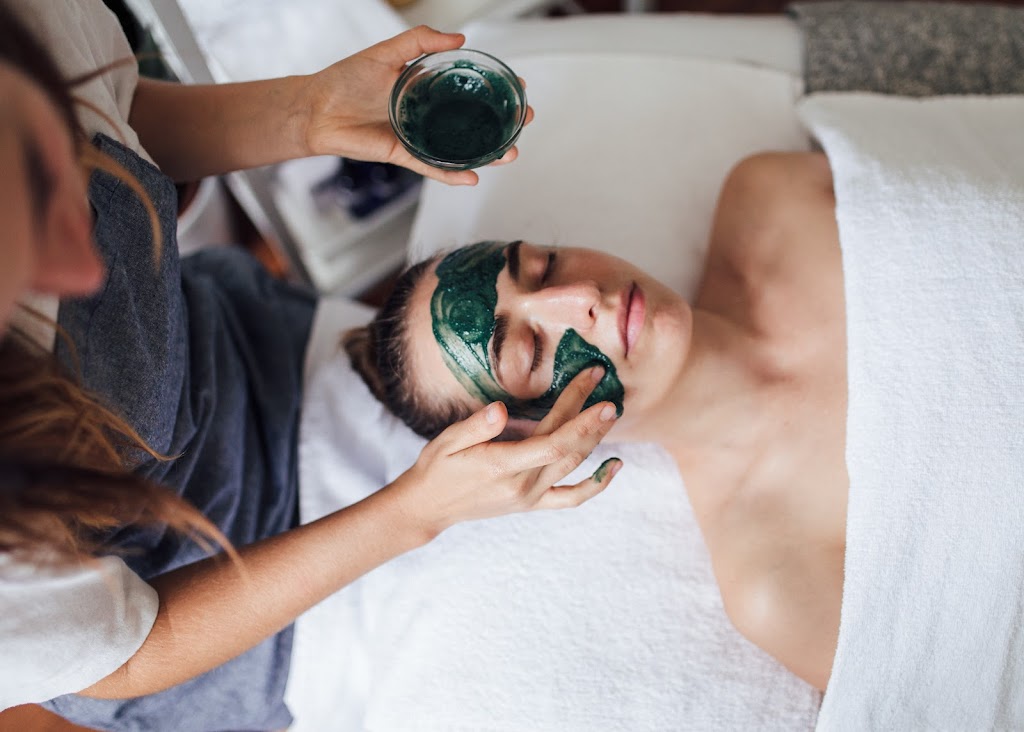 Super Natural Facials | 78 King St E, Thornbury, ON N0H 2P0, Canada | Phone: (647) 857-2062