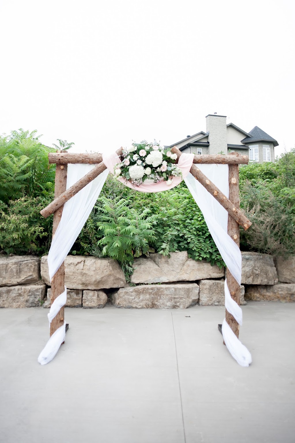 Cedardale Barn | 328A River Rd, Ottawa, ON K1V 1H2, Canada | Phone: (613) 218-7111