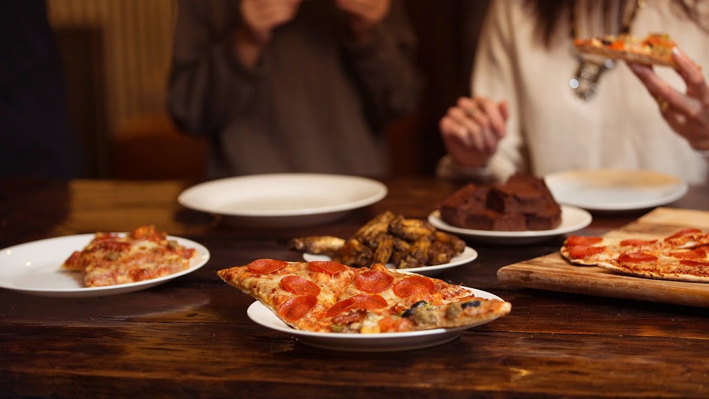 Golden Bakery & Pizza | 1500 James St S, Thunder Bay, ON P7E 6J2, Canada | Phone: (807) 475-5688