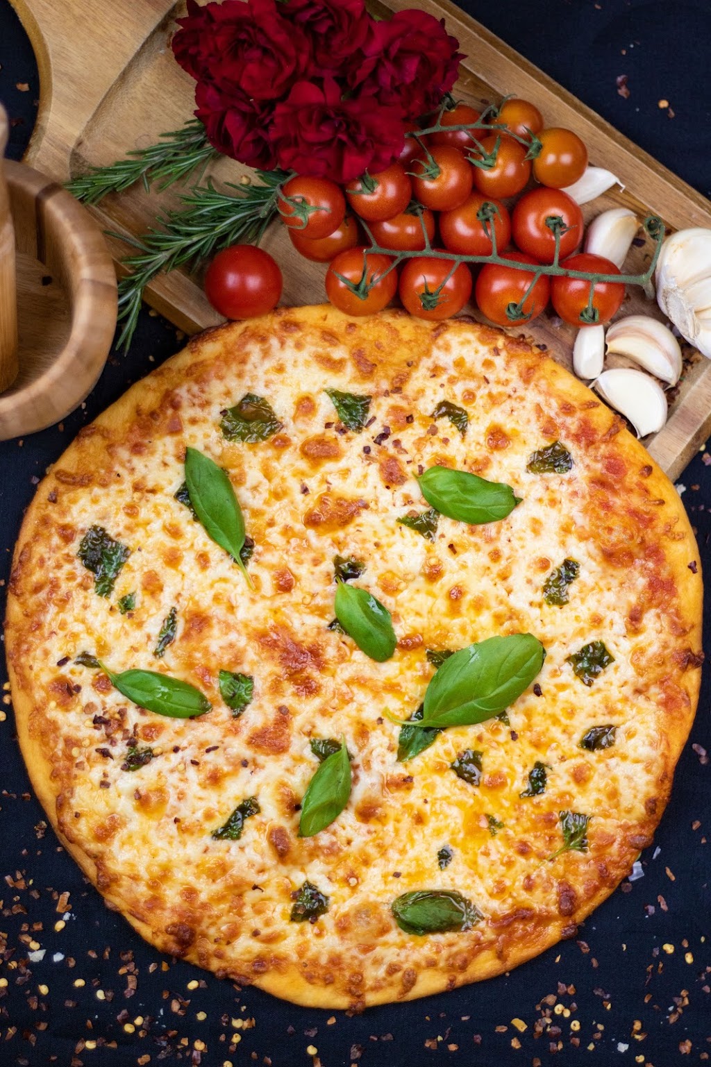 Monello’s | 263 Barton St, Stoney Creek, ON L8E 2K4, Canada | Phone: (905) 662-4444