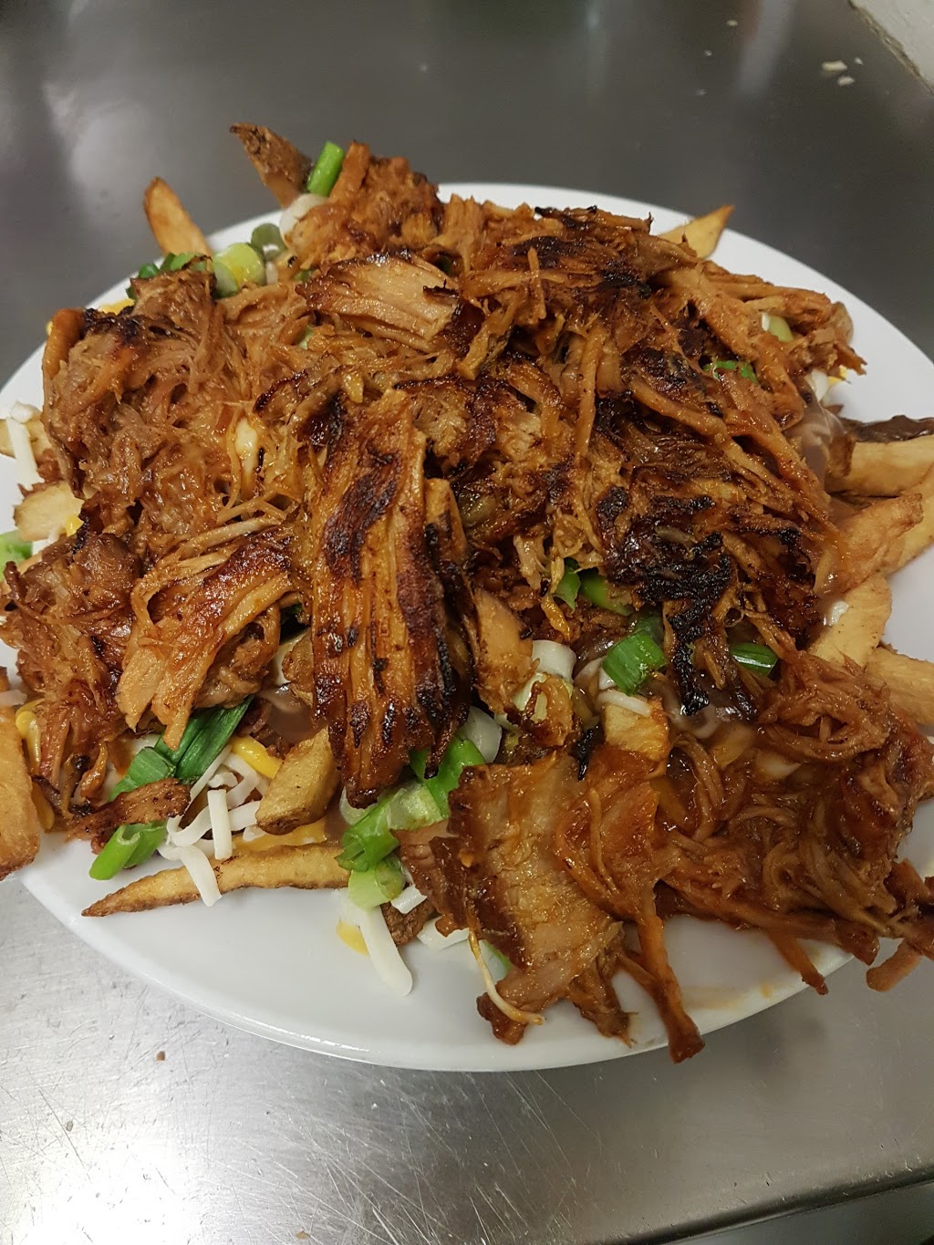 Mansion House Restaurant and Bar | 129 High St, Georgina, ON L0E, Canada | Phone: (905) 722-8345