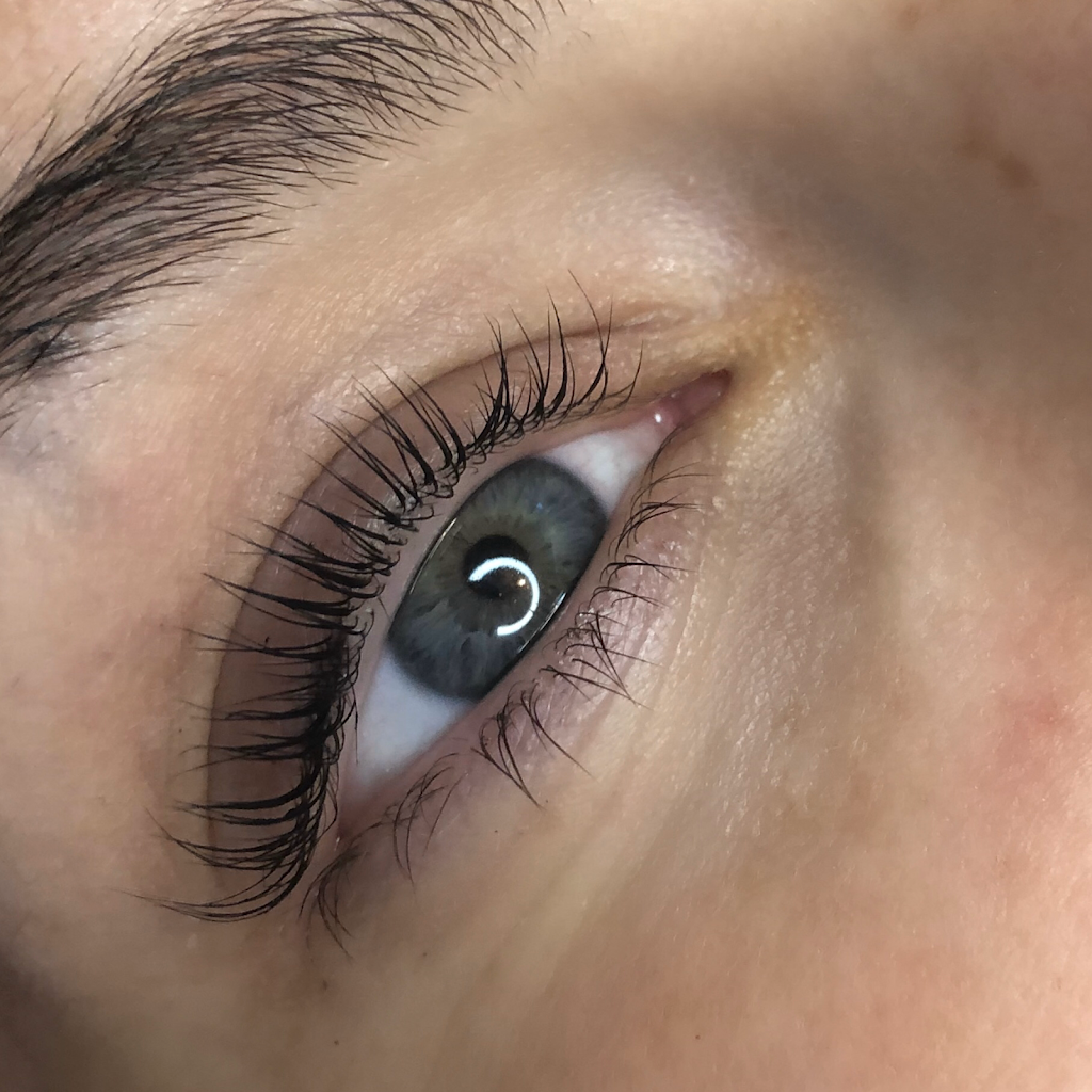L’Ash Beauty Bar | 2898 Stevensville Rd, Stevensville, ON L0S 1S0, Canada | Phone: (289) 501-7848