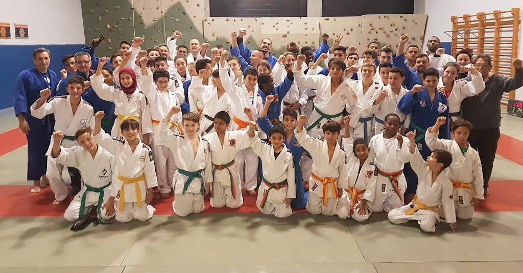 Club de Judo Olympique | 3875 Grande Allée, Saint-Hubert, QC J4T 2V8, Canada | Phone: (450) 466-7222