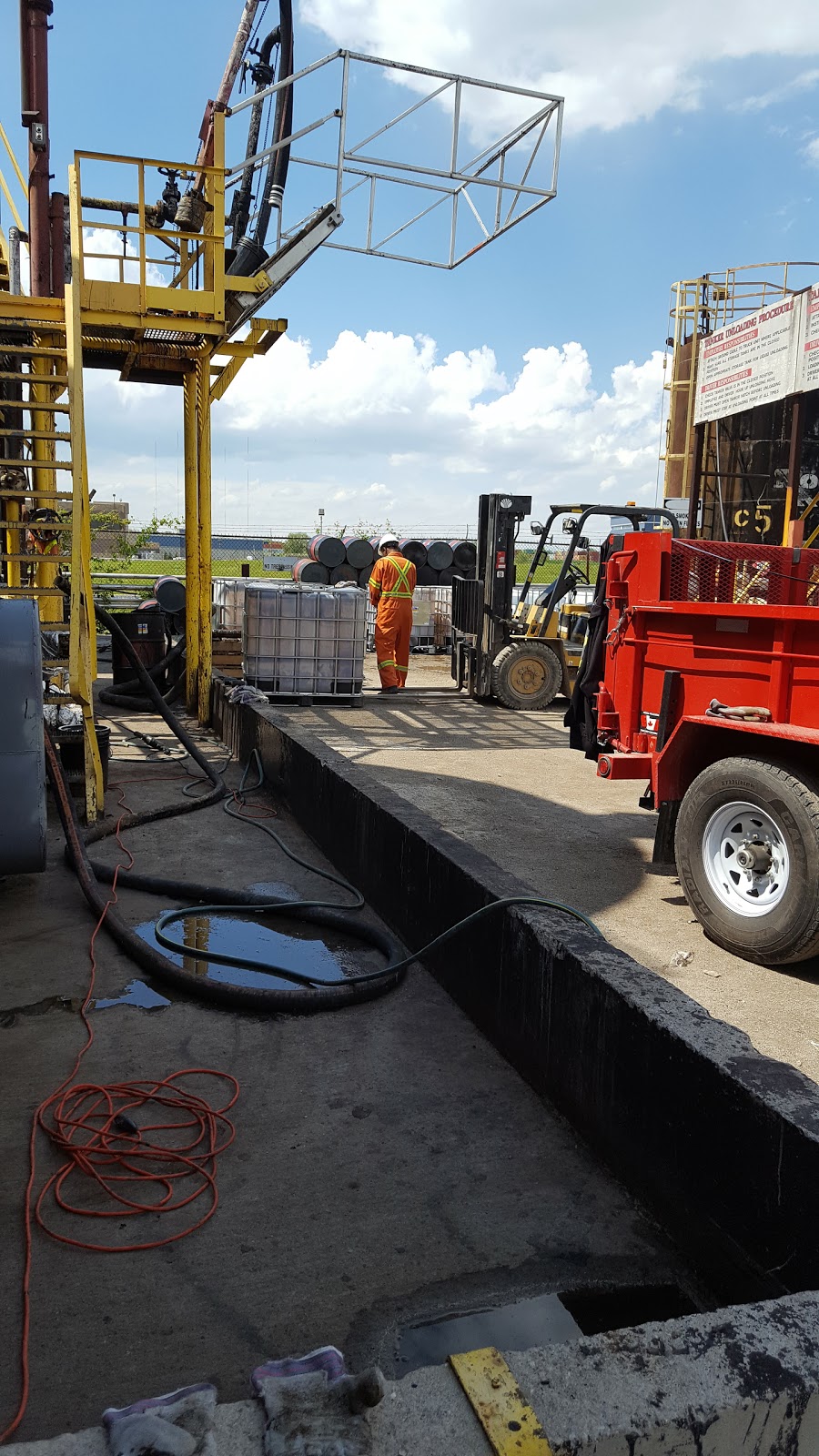 Coco Paving Inc | 2201 Lakeshore Rd W, Mississauga, ON L5J 1J9, Canada | Phone: (905) 823-0500