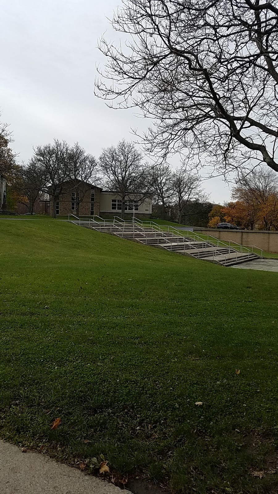 Christ the King Seminary | 711 Knox Rd, East Aurora, NY 14052, USA | Phone: (716) 652-8900