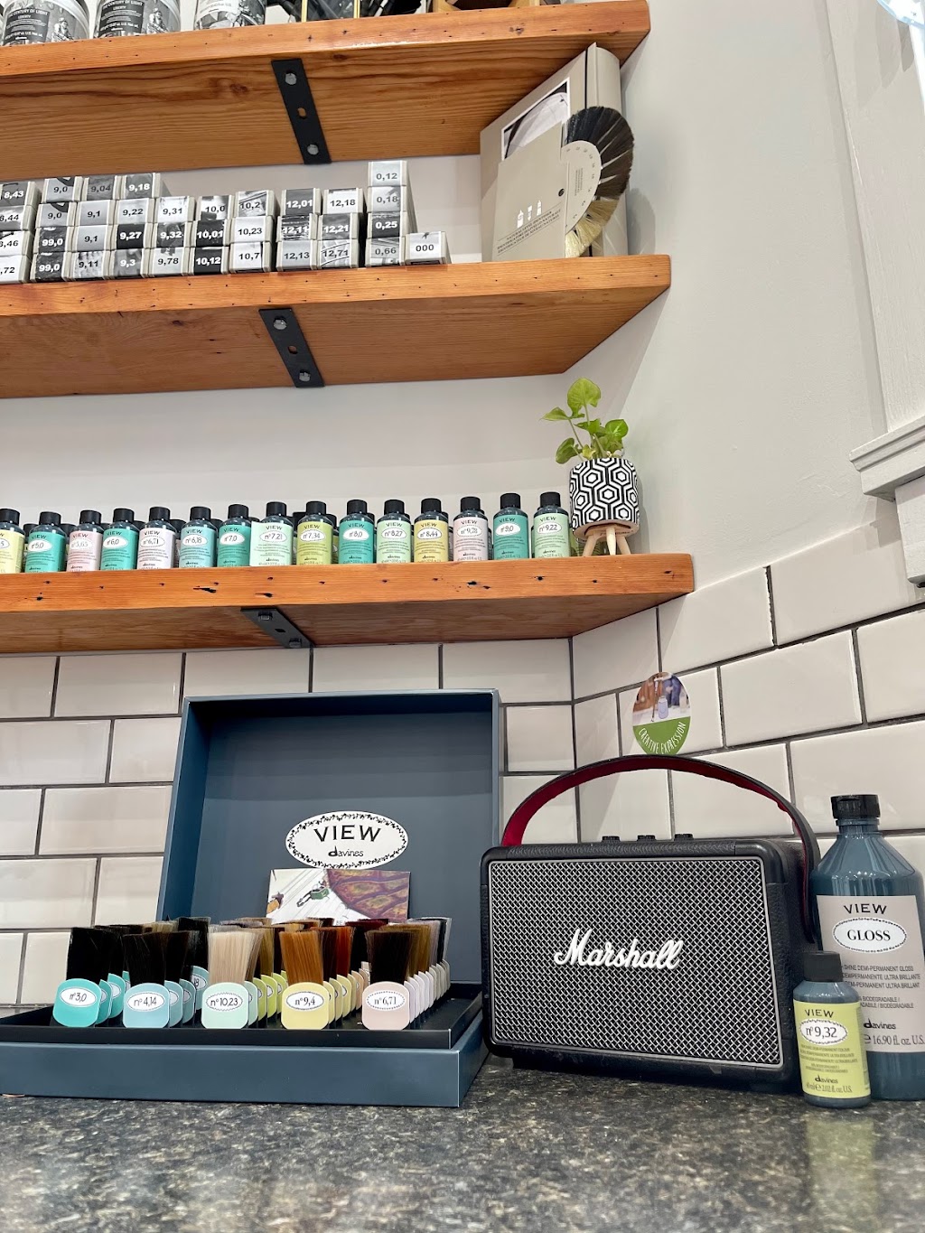 designHouse Salon The Treehouse | 2042 Rivers Xing, Victoria, BC V9B 6R6, Canada | Phone: (778) 433-4393